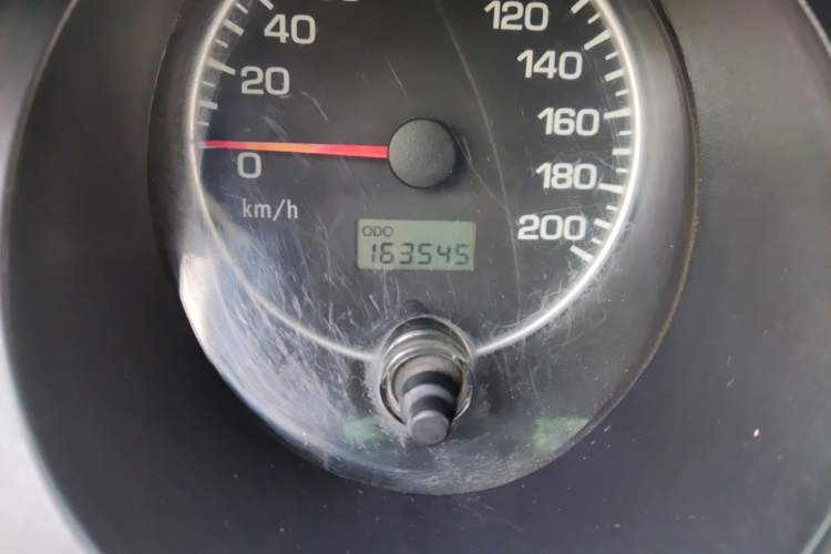 Used Leopaard 6481 2014 2.2L Manual 4x4 Odometer Close Up