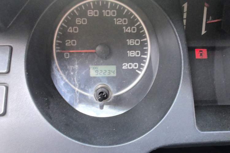 Used Leopaard 6481 2014 2.2L Manual Two-Wheel Drive Odometer Close Up