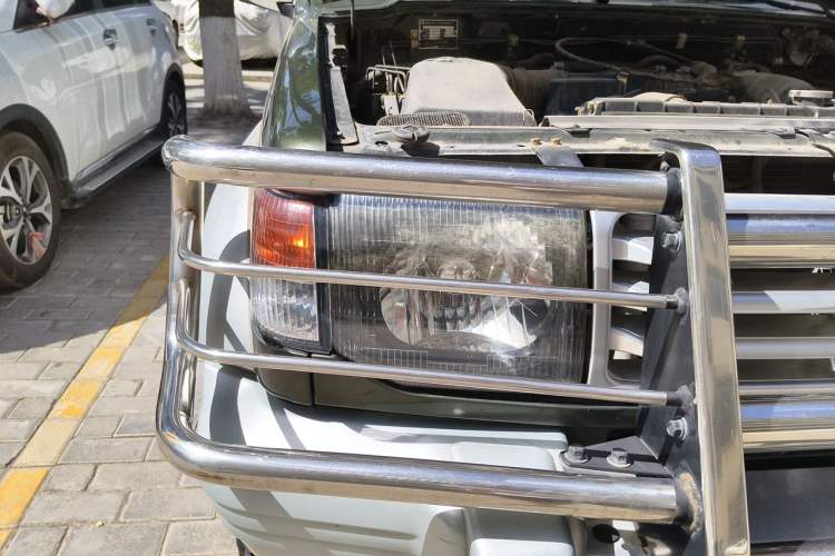 Used Leopaard 6481 2014 2.2L Manual 4x4 Right Front Headlight