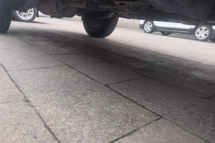 Used Leopaard 6481 2014 2.2L Manual Two-Wheel Drive Right Side Sill