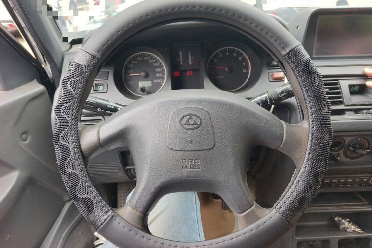 Used Leopaard 6481 2014 2.2L Manual Two-Wheel Drive Steering Wheel