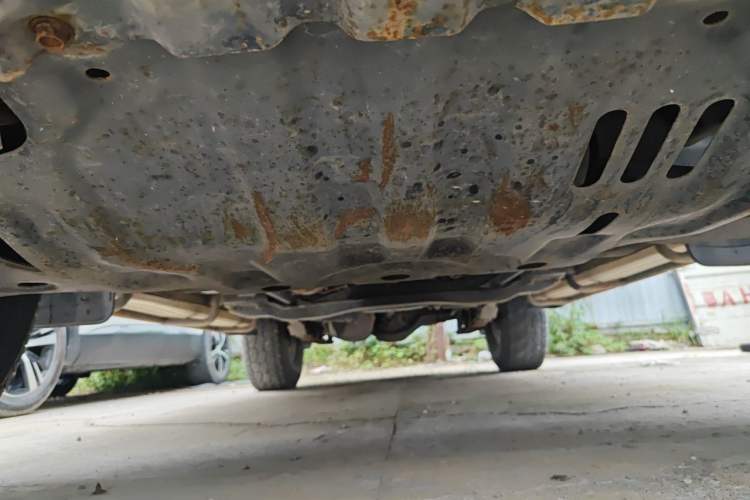 Used Leopaard 6481 2014 2.2L Manual Two-Wheel Drive Chassis Front