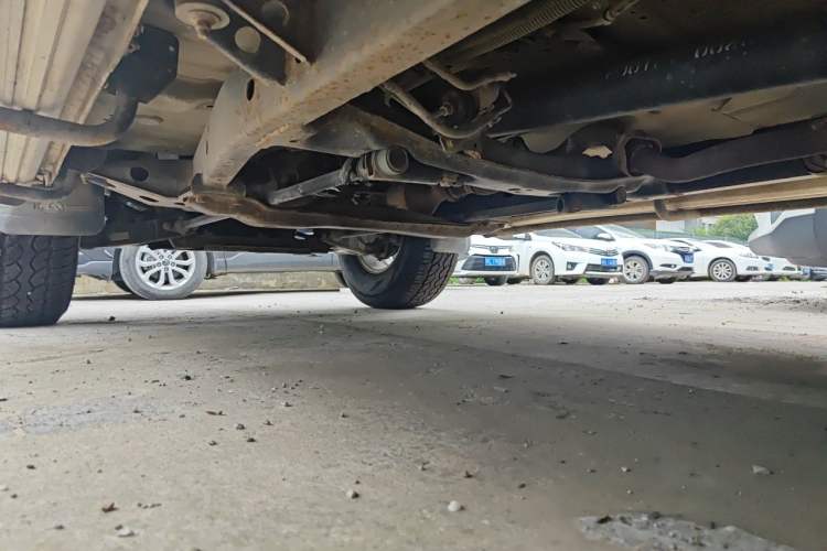 Used Leopaard 6481 2014 2.2L Manual Two-Wheel Drive Chassis Rear Left