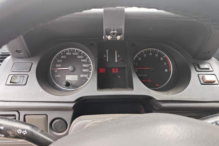 Used Leopaard 6481 2014 2.2L Manual Two-Wheel Drive Instrument Cluster