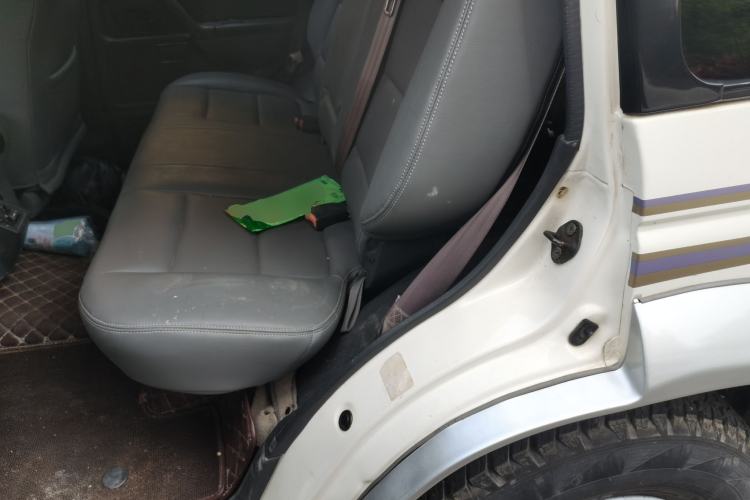 Used Leopaard 6481 2014 2.2L Manual Two-Wheel Drive Left Rear Seat