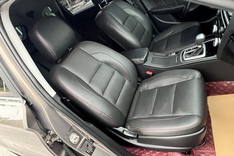 Used Leopaard CS10 2017 1.5T CVT Luxury Model Interior 1