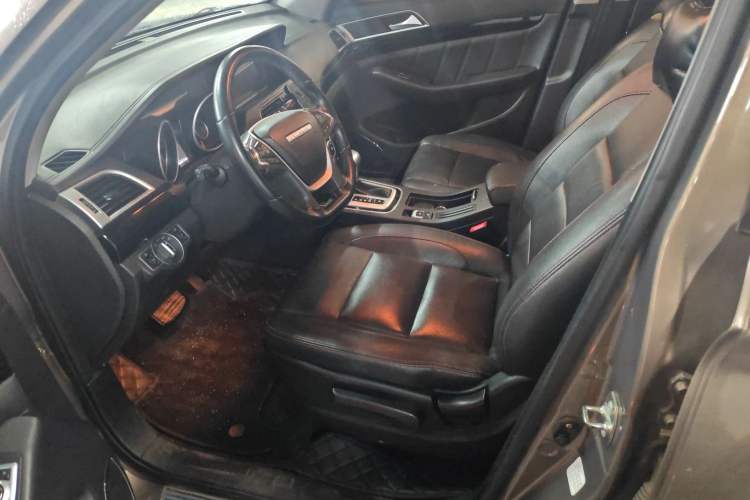 Used Leopaard CS10 2017 1.5T CVT Luxury Model Interior 1