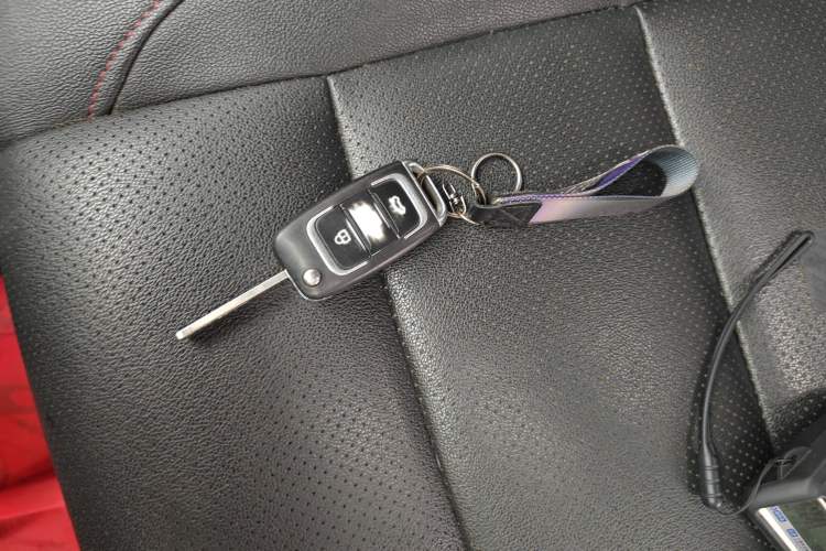 Used Leopaard CS10 2015 2.0T Manual Fashion Edition Interior 1