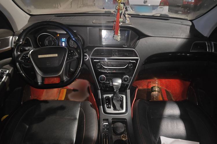 Used Leopaard CS10 2017 2.0T Automatic Luxury Model Interior 3
