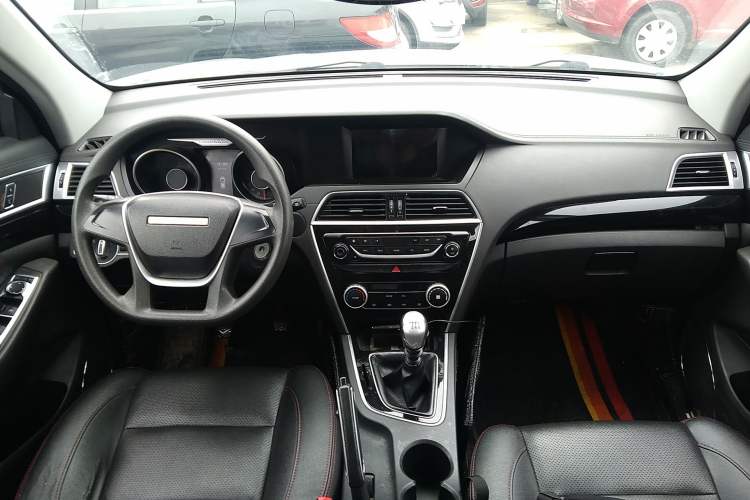 Used Leopaard CS10 2015 2.0T Manual Fashion Edition Center Console