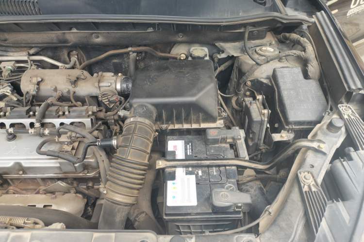 Used Leopaard CS10 2015 2.0T Manual Excellence Edition Engine Bay Left