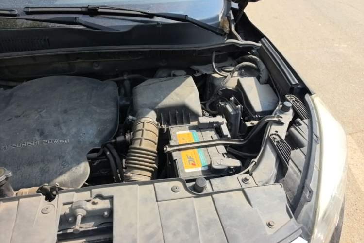Used Leopaard CS10 2015 2.0T Manual Excellence Edition Engine Bay Left
