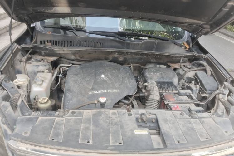 Used Leopaard CS10 2015 2.0T Manual Excellence Edition Engine Bay