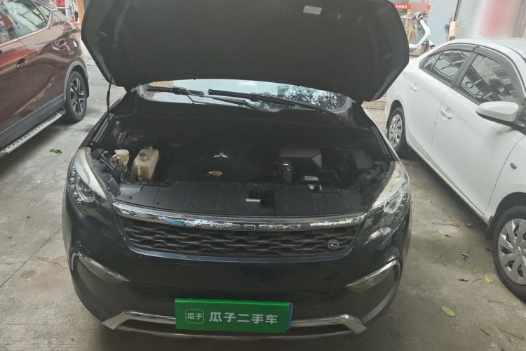 Used Leopaard CS10 2015 2.0T Manual Supreme Edition Engine Bay