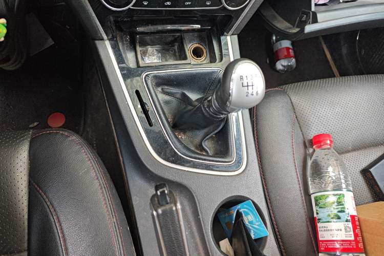 Used Leopaard CS10 2015 2.0T Manual Excellence Edition Gear Lever