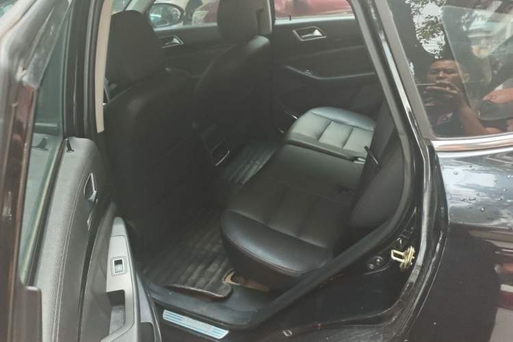 Used Leopaard CS10 2015 2.0T Manual Supreme Edition Left Rear Seat