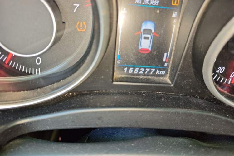 Used Leopaard CS10 2015 2.0T Manual Excellence Edition Odometer Close Up
