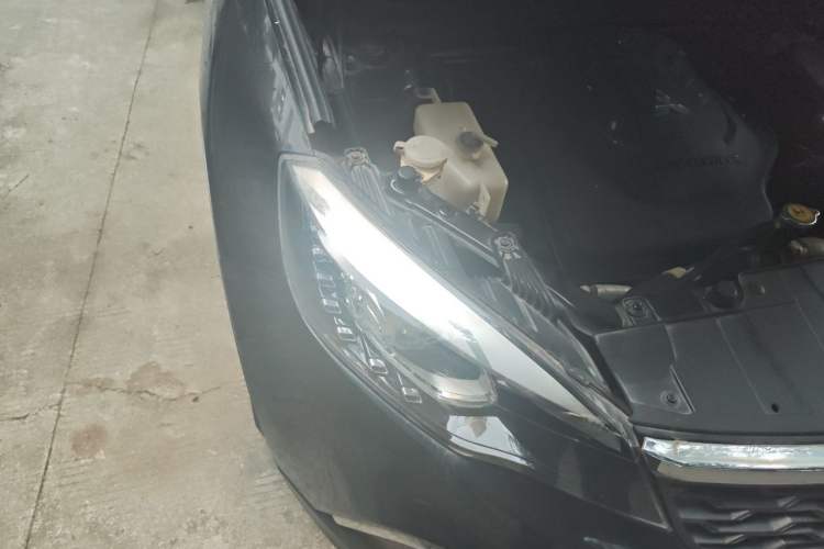 Used Leopaard CS10 2015 2.0T Manual Supreme Edition Right Front Headlight