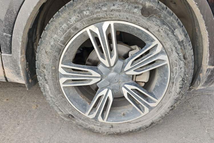 Used Leopaard CS10 2015 2.0T Manual Excellence Edition Right Front Wheel Hub