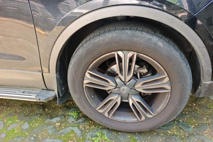 Used Leopaard CS10 2015 2.0T Manual Excellence Edition Right Front Wheel Hub