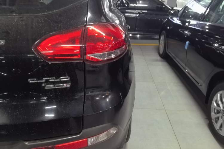 Used Leopaard CS10 2015 2.0T Manual Fashion Edition Right Rear Taillight