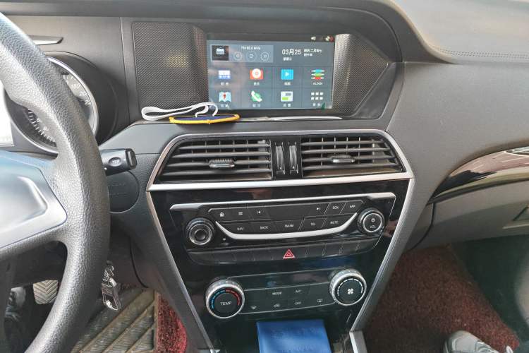 Used Leopaard CS10 2015 2.0T Manual Fashion Edition Audio And AC Panel