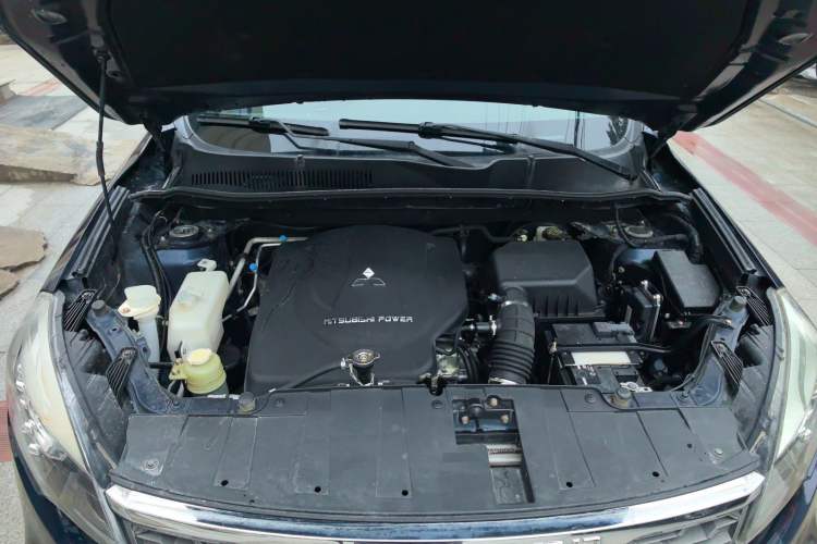 Used Leopaard CS10 2015 2.0T Manual Fashion Edition Engine Bay