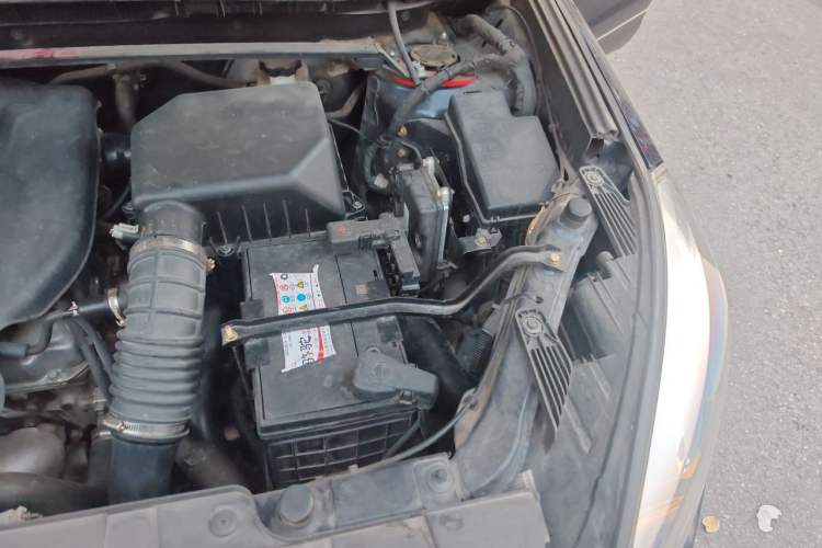 Used Leopaard CS10 2015 2.0T Manual Excellence Edition Engine Bay Left