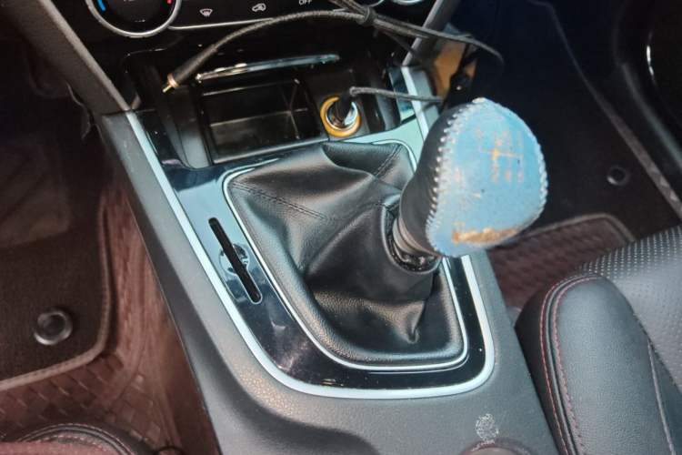 Used Leopaard CS10 2015 2.0T Manual Excellence Edition Gear Lever