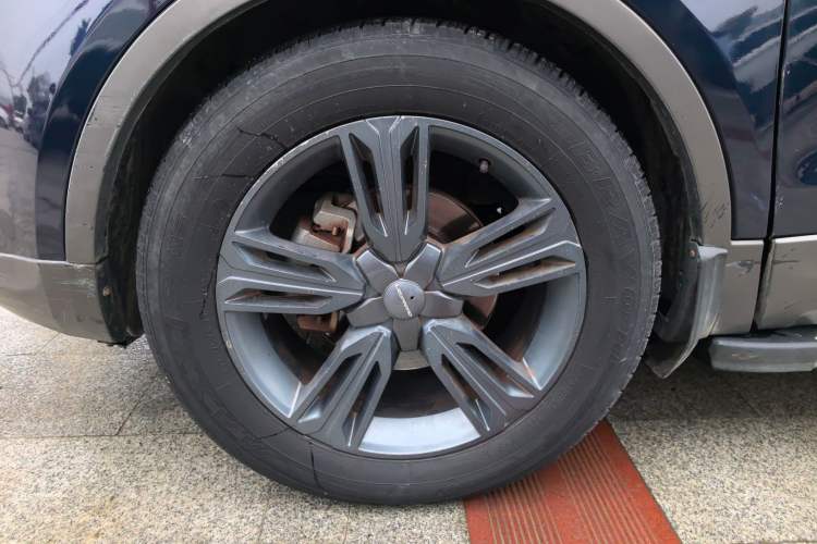 Used Leopaard CS10 2015 2.0T Manual Fashion Edition Left Front Wheel Hub