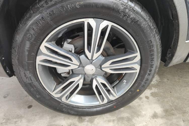 Used Leopaard CS10 2015 2.0T Manual Excellence Edition Left Front Wheel Hub
