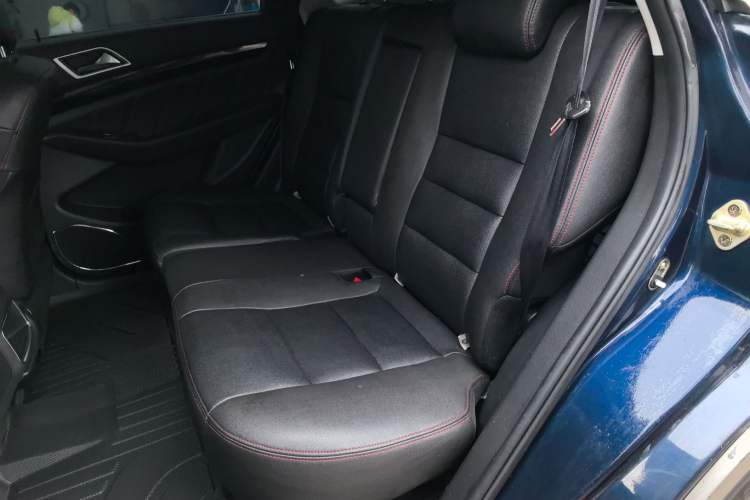 Used Leopaard CS10 2015 2.0T Manual Fashion Edition Left Rear Seat