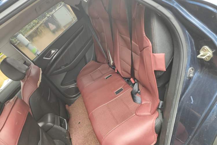 Used Leopaard CS10 2015 2.0T Manual Excellence Edition Left Rear Seat