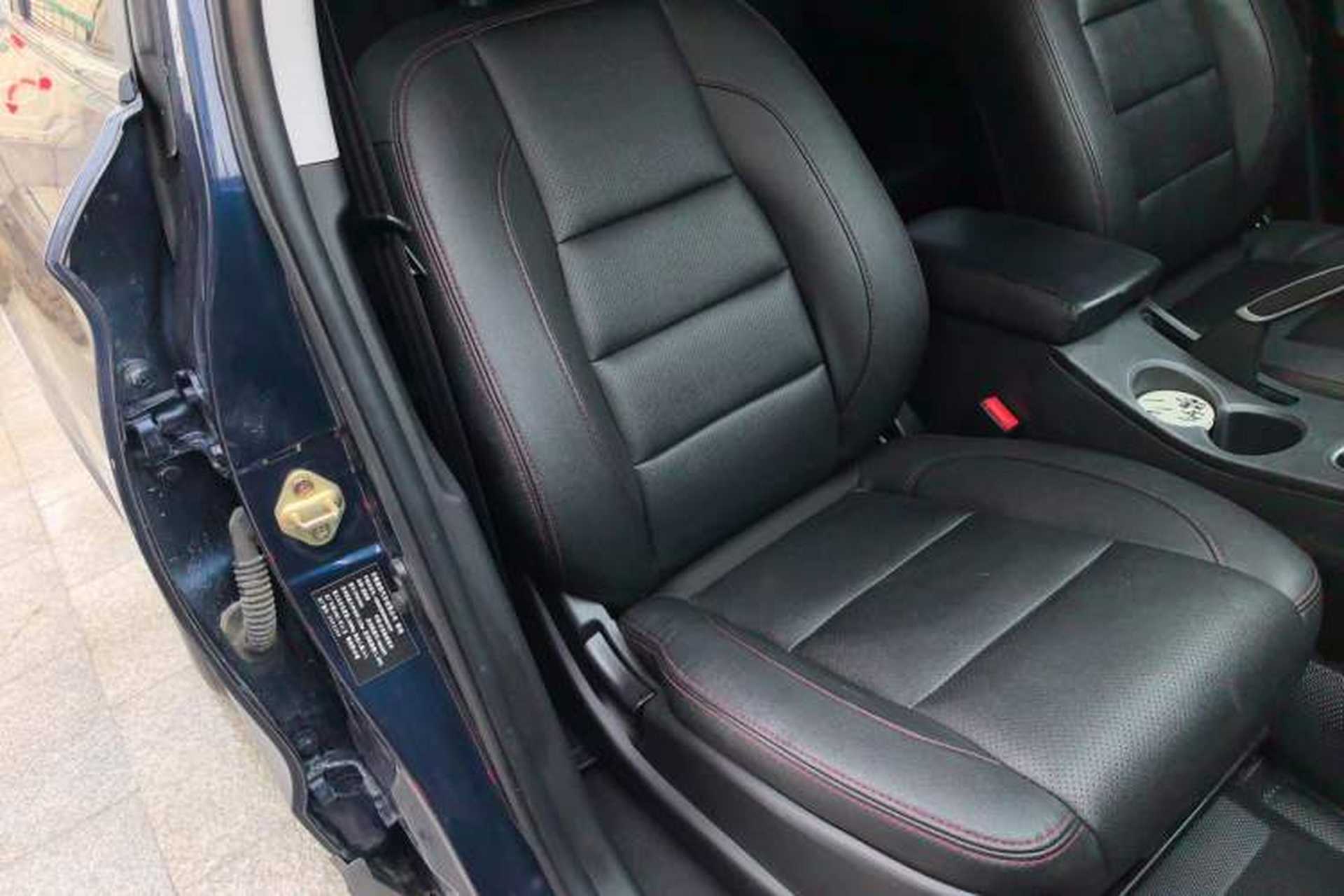 Used Leopaard CS10 2015 2.0T Manual Fashion Edition Right Front Seat