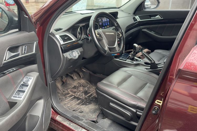 Used Leopaard CS10 2015 2.0T Manual Excellence Edition Interior 2