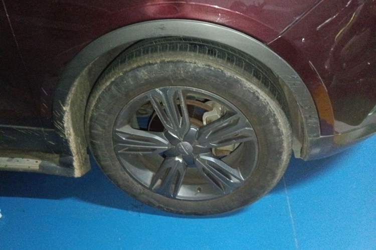 Used Leopaard CS10 2015 2.0T Manual Fashion Edition Right Front Wheel Hub
