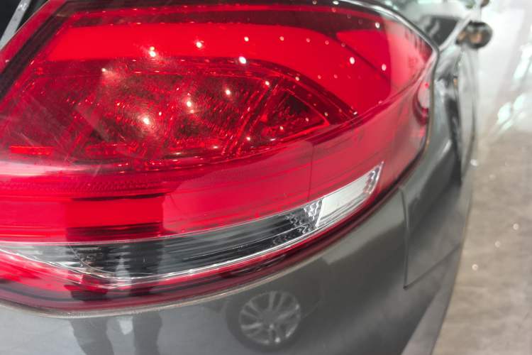 Used Leopaard CS10 2015 2.0T Manual New Generation Trim Right Rear Taillight