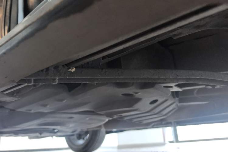 Used Leopaard CS10 2015 2.0T Manual New Generation Trim Right Side Sill