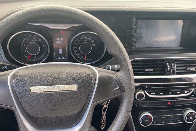 Used Leopaard CS10 2015 2.0T Manual New Generation Trim Center Console