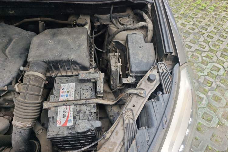 Used Leopaard CS10 2015 2.0T Manual Fashion Edition Engine Bay Left