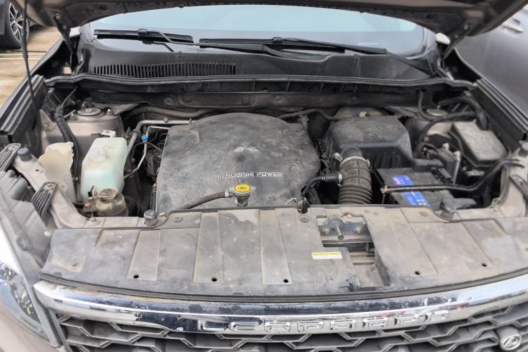 Used Leopaard CS10 2015 2.0T Manual Fashion Edition Engine Bay