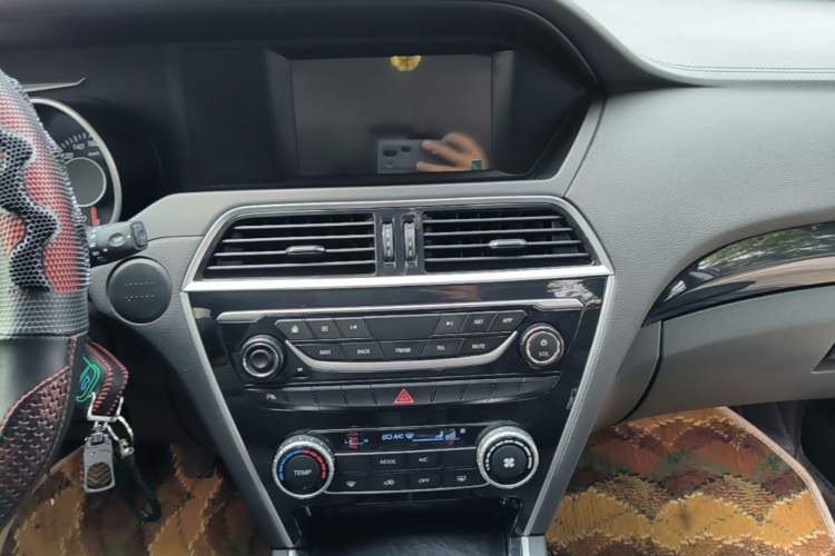 Used Leopaard CS10 2015 2.0T Manual Excellence Edition Audio And AC Panel