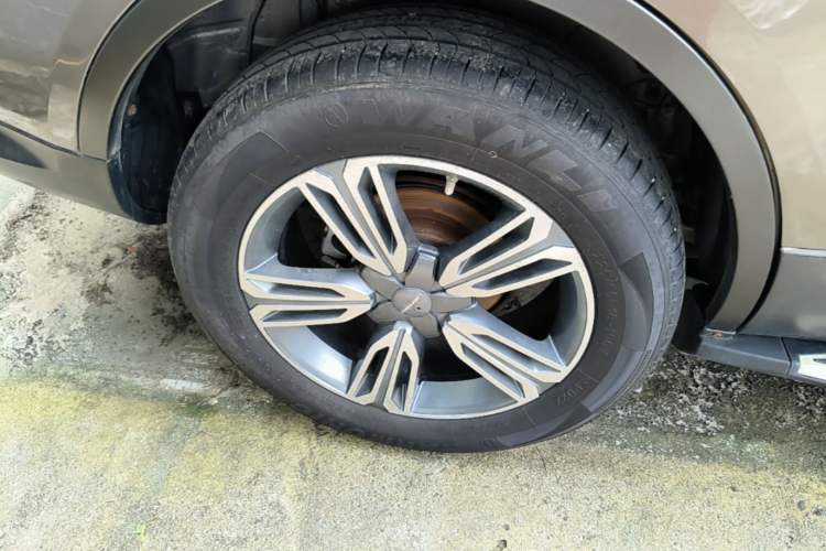 Used Leopaard CS10 2015 2.0T Manual Excellence Edition Right Rear Wheel Hub