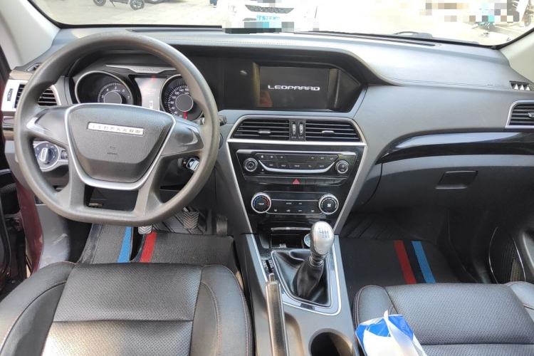 Used Leopaard CS10 2015 2.0T Manual Fashion Edition Center Console