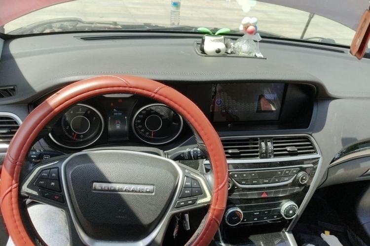 Used Leopaard CS10 2015 2.0T Manual Excellence Edition Center Console