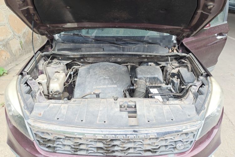 Used Leopaard CS10 2015 2.0T Manual Fashion Edition Engine Bay
