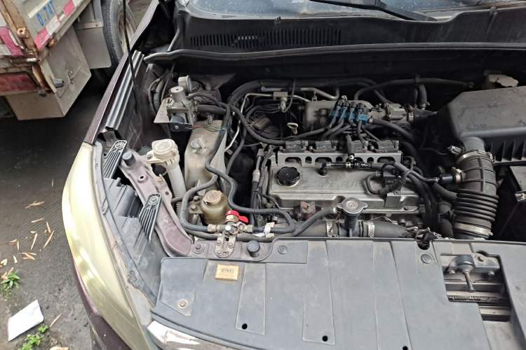 Used Leopaard CS10 2015 2.0T Manual Excellence Edition Engine Bay Right