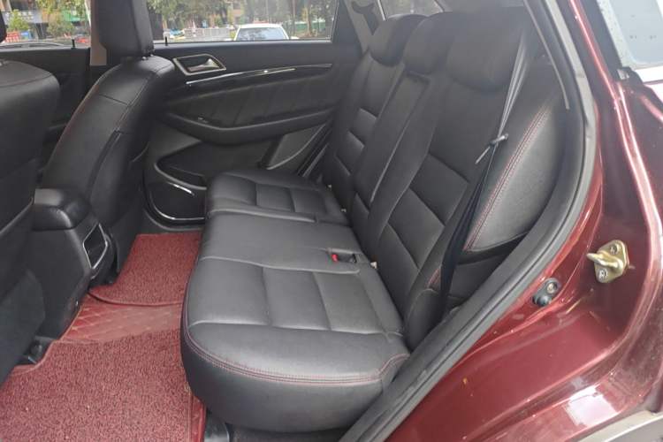 Used Leopaard CS10 2015 2.0T Manual Fashion Edition Interior 4