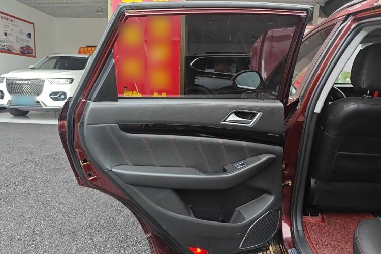 Used Leopaard CS10 2015 2.0T Manual Fashion Edition Interior 8