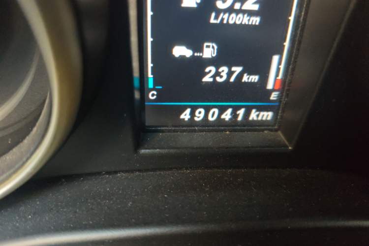Used Leopaard CS10 2015 2.0T Manual Fashion Edition Odometer Close Up